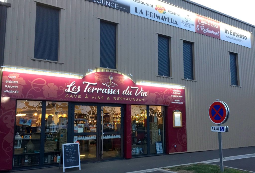 Enseigne cave à vins & restaurant - Le Point Com'