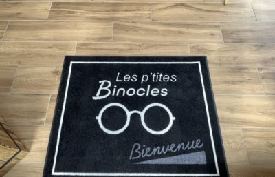 Tapis conçue pour une enseigne professionnelle par l'équipe Le point com'