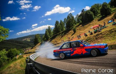 Création et pose d'une livrée d'une voiture de course