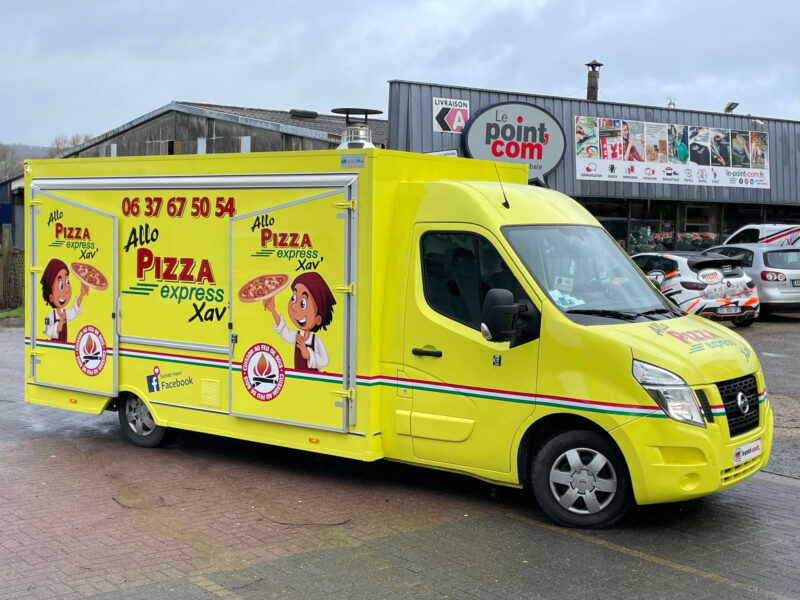 camion Pizza express Xav avant droite